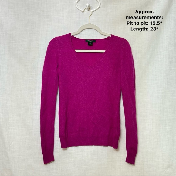 Ann Taylor Sweaters - Ann Taylor 100%‎ Cashmere V Neck Sweater Fuchsia Barbiecore Soft Girl S Cozy
